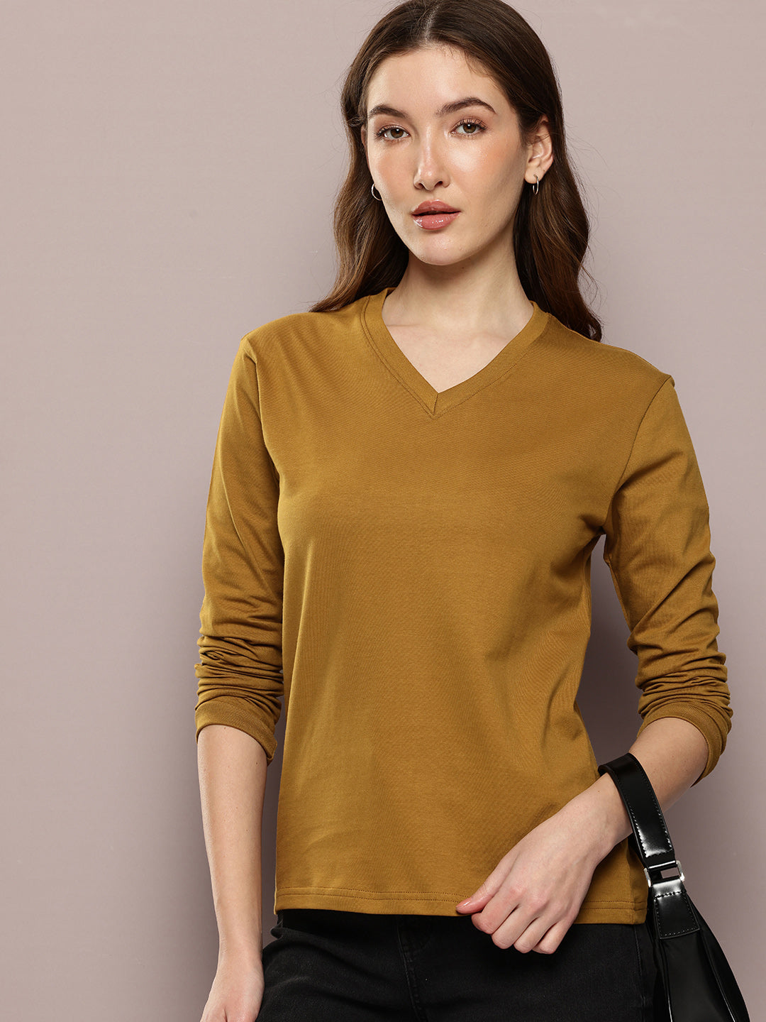 Womens Full Sleeve V-Neck Solid Regular Fit Tshirts