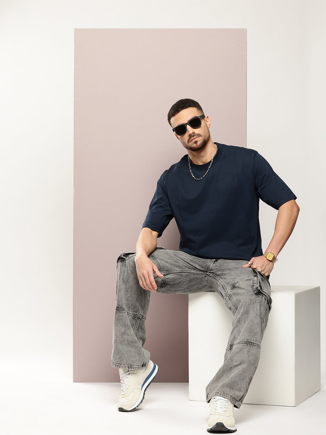 Mens Half Sleeve Round Neck Solid Oversized Fit Tshirts