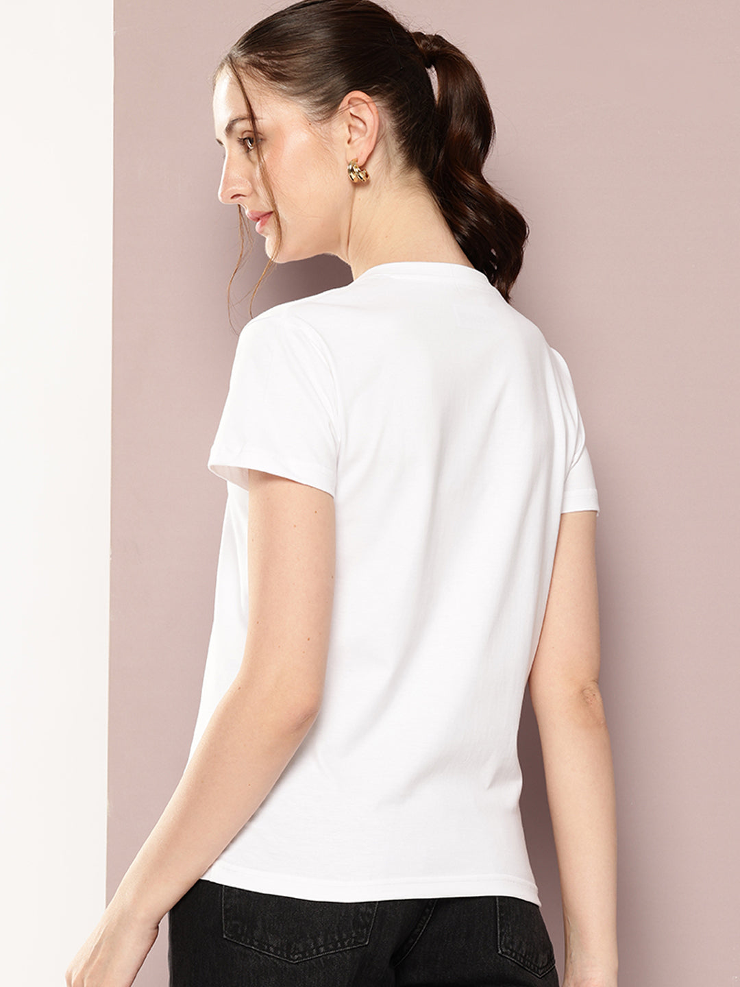 Womens Short Sleeve Solid V-Neck Regular Fit Tshirt