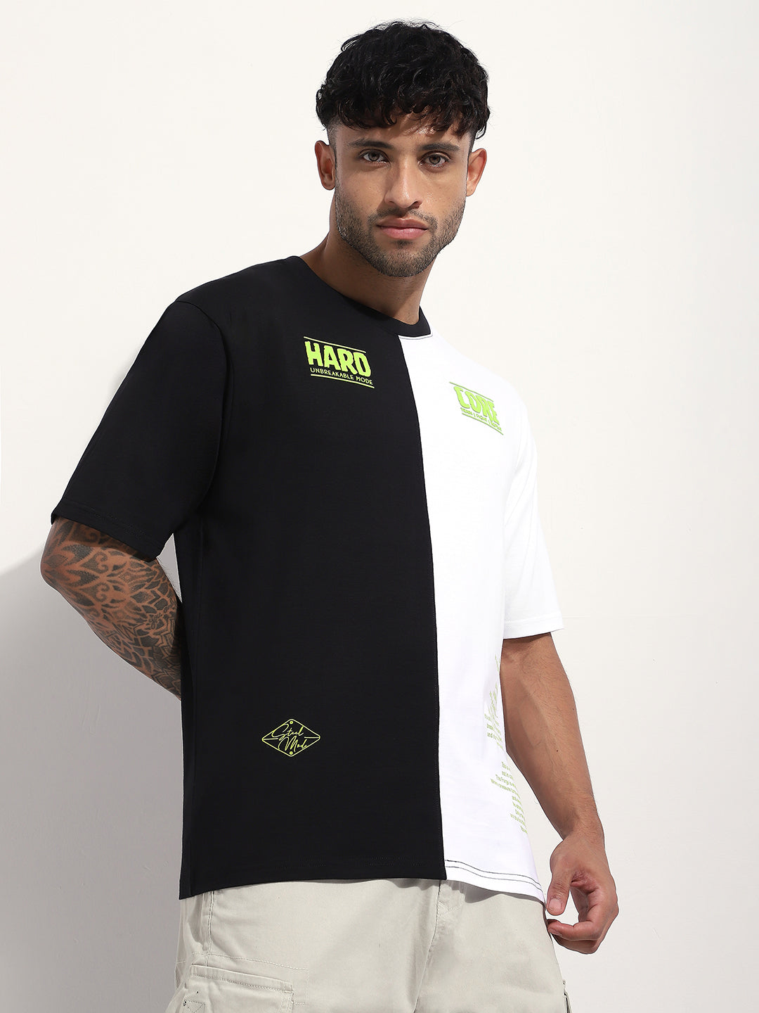 Mens Half Sleeve Round Neck Embellished Oversized Fit Tshirts
