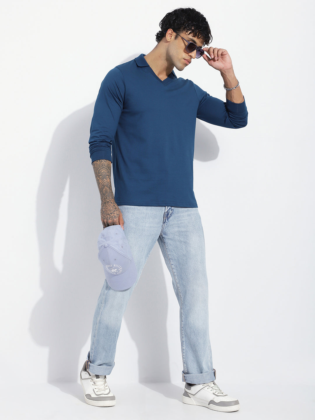 Mens Full Sleeve V-Neck Solid Regular Fit Tshirts