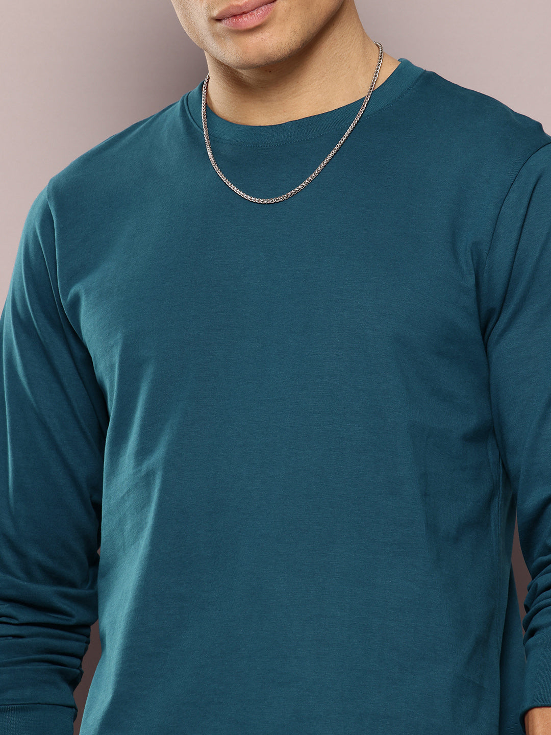 Mens Full Sleeve Round Neck Solid Regular Fit Tshirts