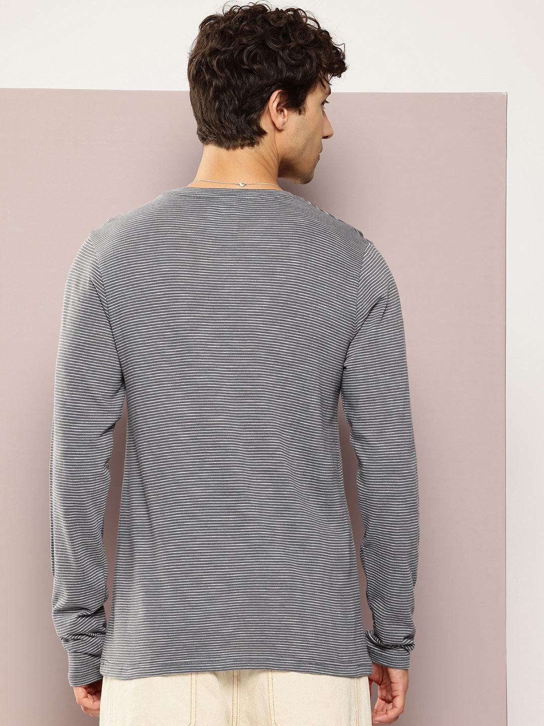 Mens Full Sleeve Round Neck All-Over Striped Regular Fit Tshirts