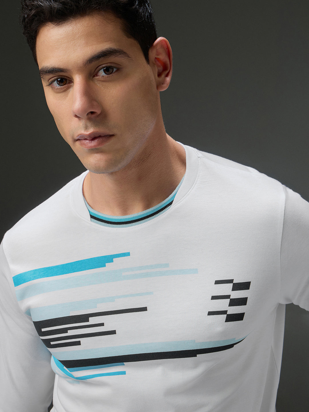 Mens Long Sleeve Round Neck Printed Regular Fit Tshirt