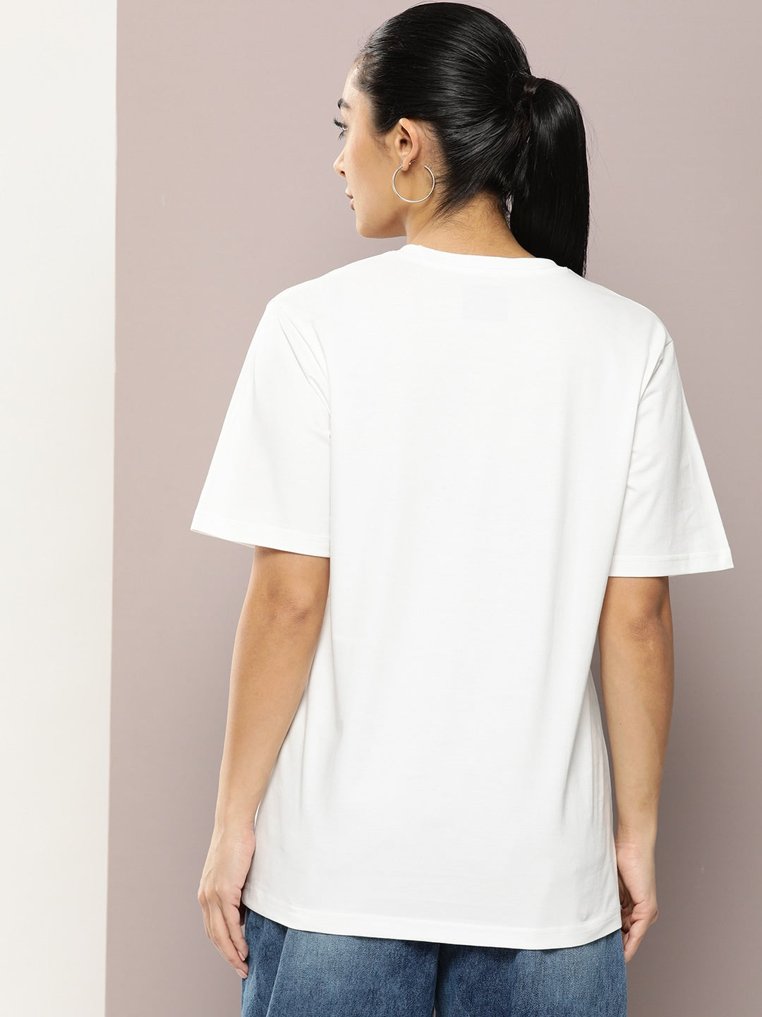 Womens Short Sleeve Round Neck Oversized Fit T-Shirt