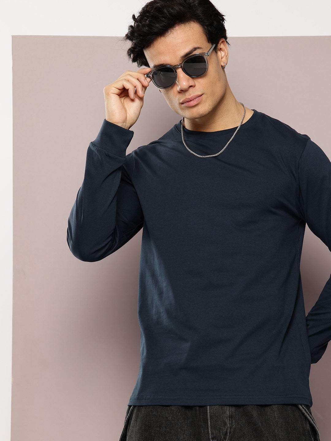 Mens Full Sleeve Round Neck Solid Regular Fit Tshirts