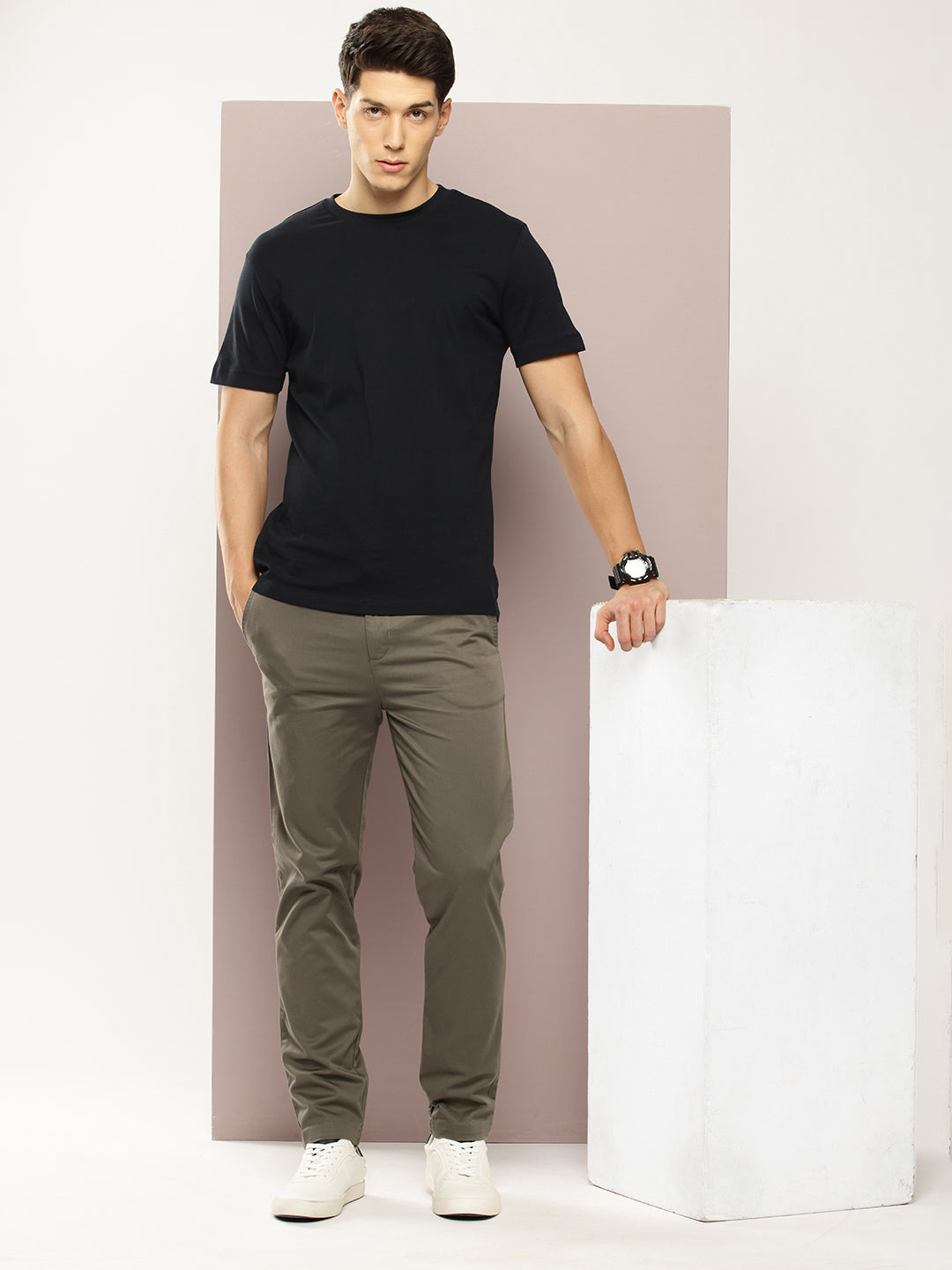 Men Slim Fit Solid Chinos Casual Trousers