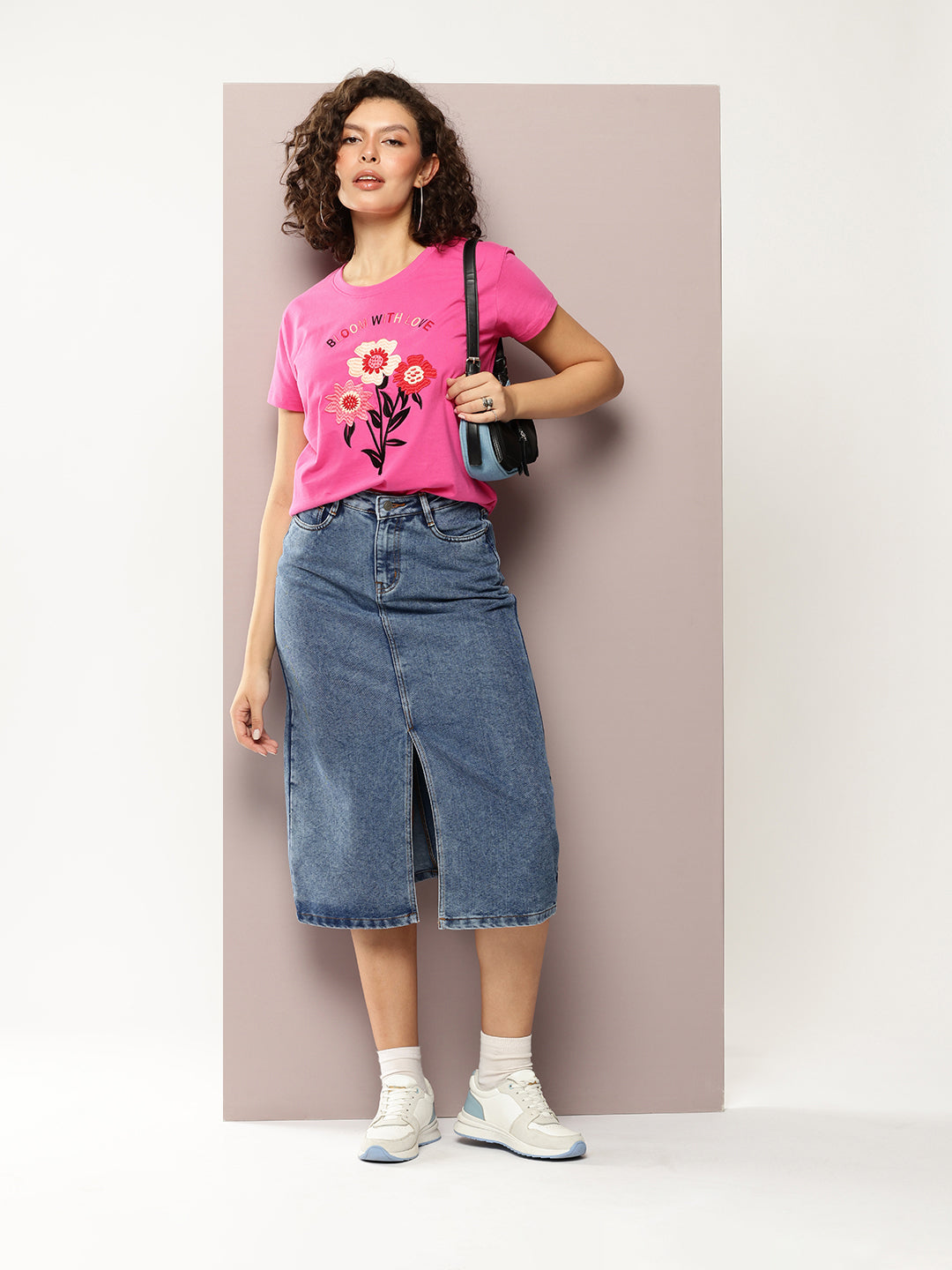 Womens Half Sleeve Round Neck Embroidery Boxy Fit Tshirts