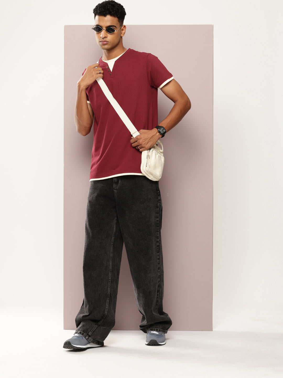 Mens Half Sleeve V-Neck Solid Regular Fit Tshirts