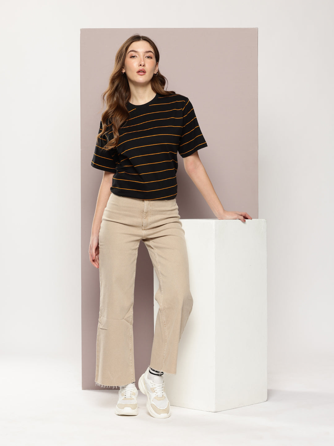 Womens Half Sleeve Round Neck Striped Oversized Fit Tshirts