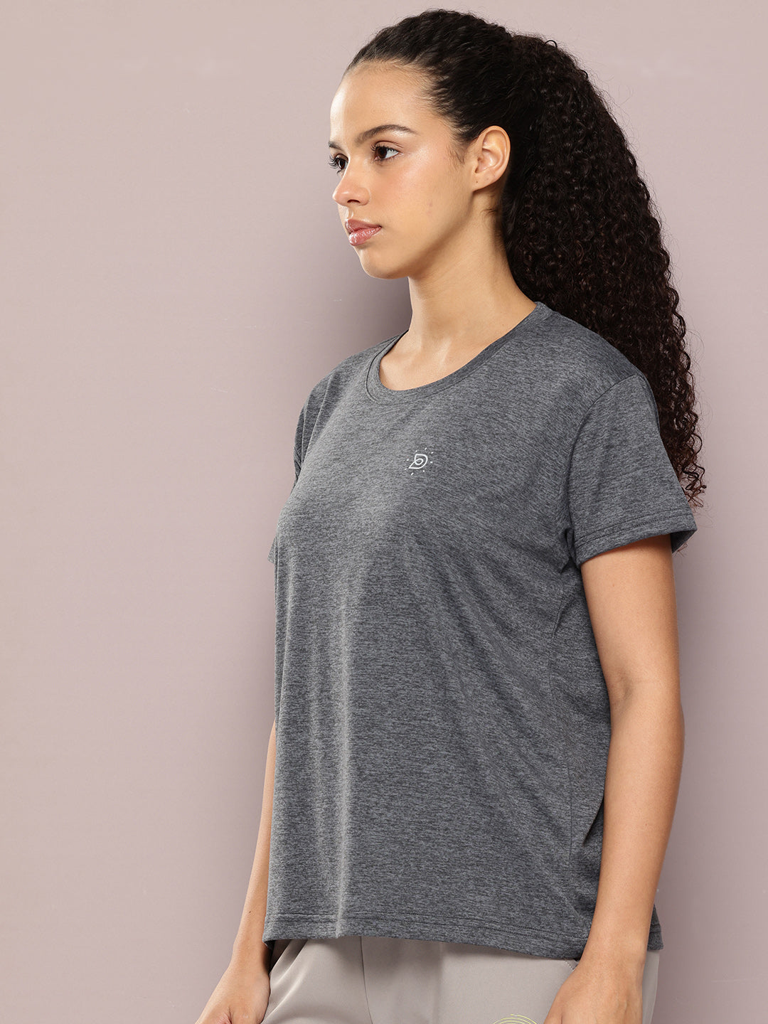 Womens Half Sleeve Round Neck Solid Boxy Fit Tshirts
