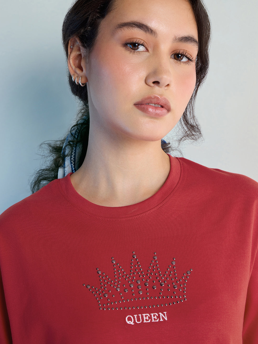 Womens Stud Detailed Oversized Round Neck Tshirt 