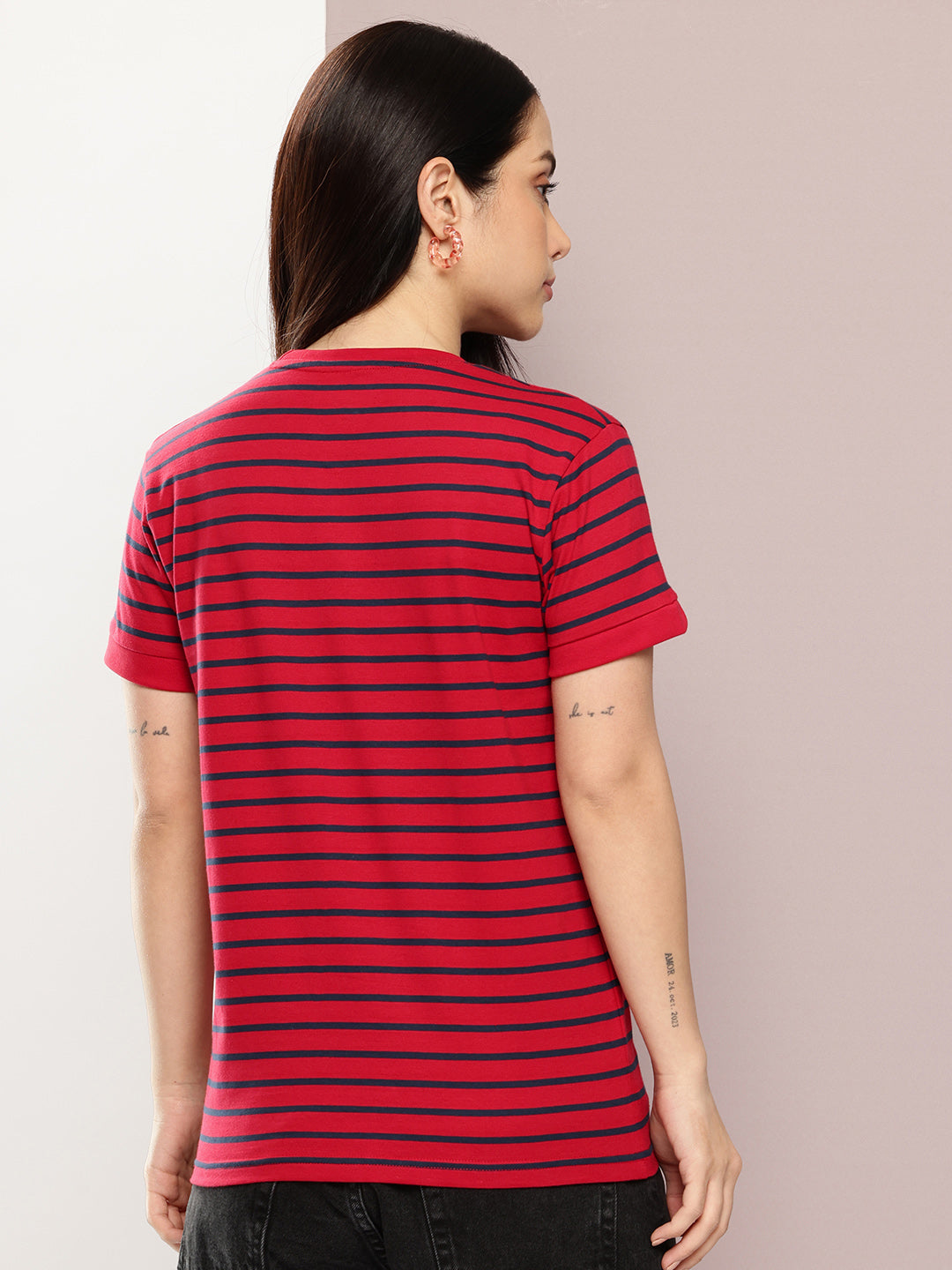 Womens Half Sleeve Round Neck All-Over Striped Regular Fit Tshirts