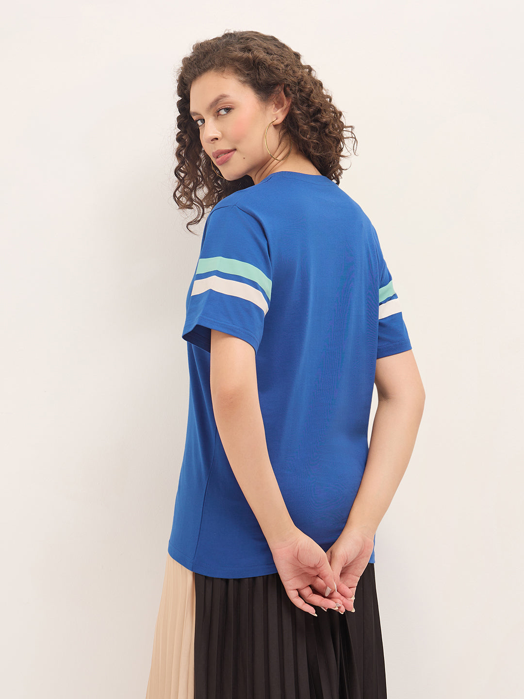Womens Half Sleeve V-Neck Printed Oversized Fit Tshirts