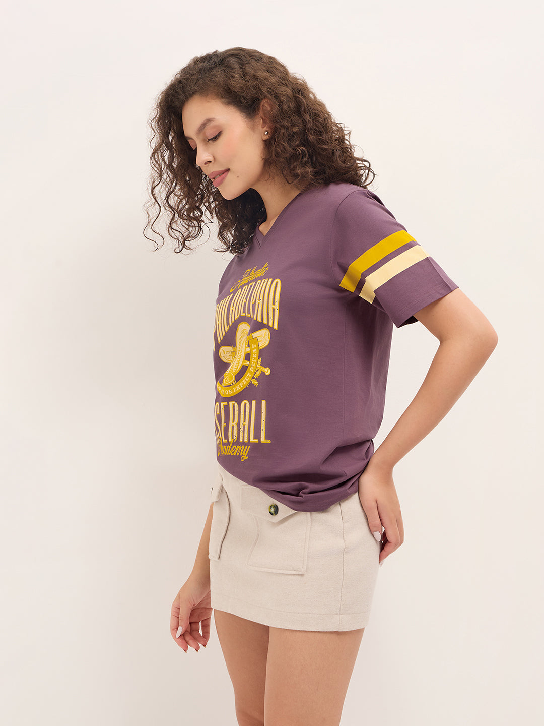 Womens Half Sleeve V-Neck Printed Oversized Fit Tshirts