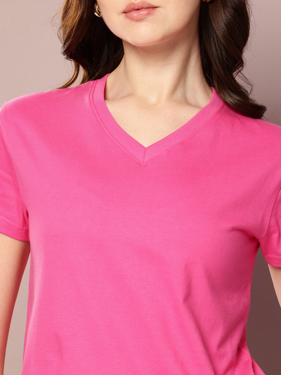 Womens Short Sleeve Solid V-Neck Regular Fit Tshirt