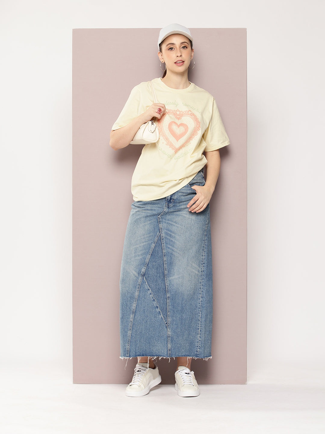 Womens Half Sleeve Round Neck Printed Oversized Fit Tshirts