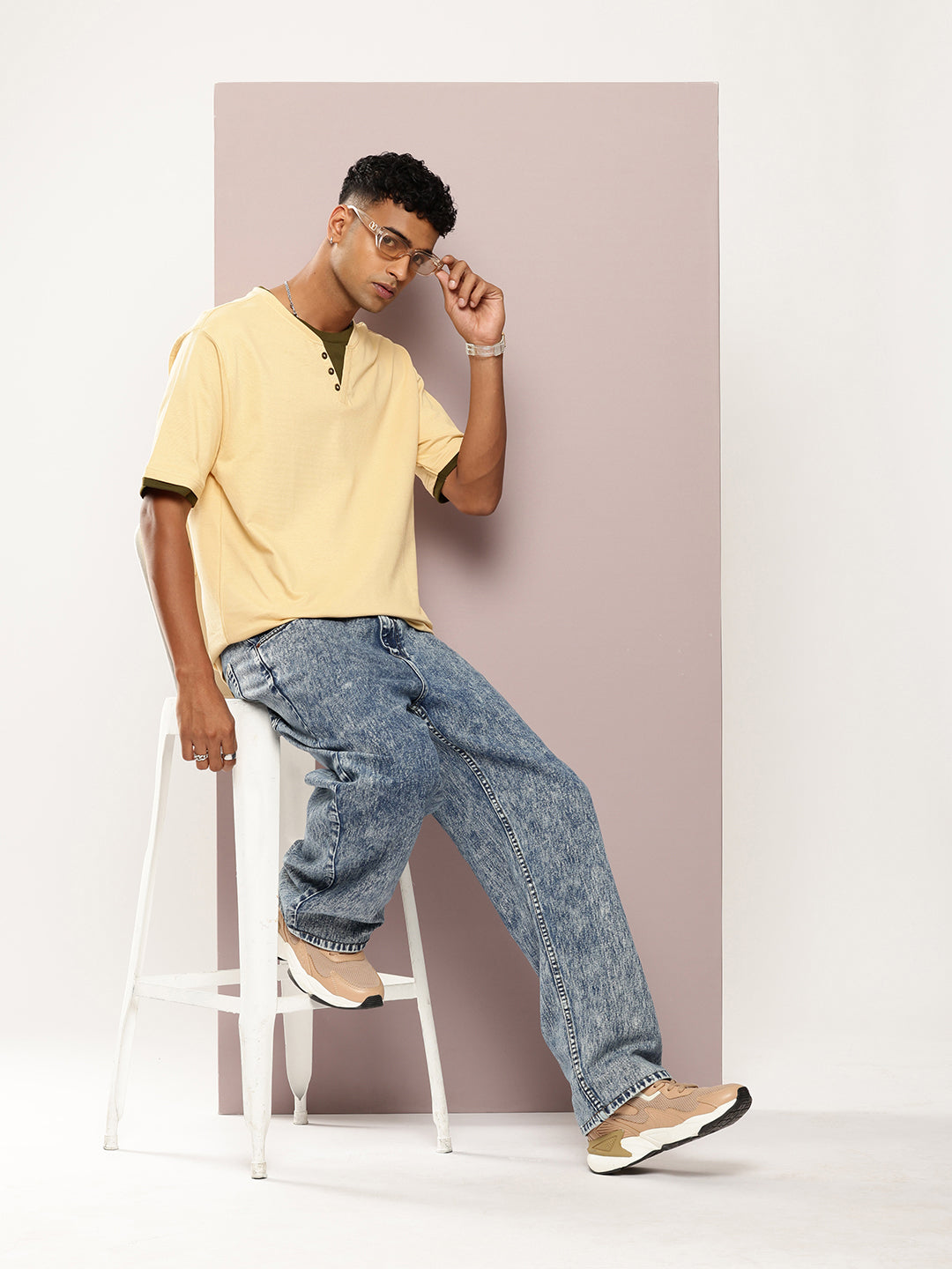 Mens Half Sleeve V-Neck Solid Oversized Fit Tshirts