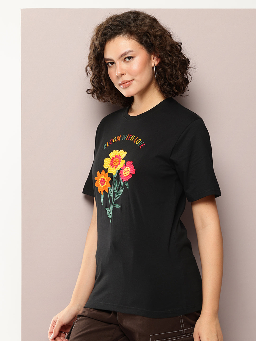 Womens Half Sleeve Round Neck Embroidery Oversized Fit Tshirts