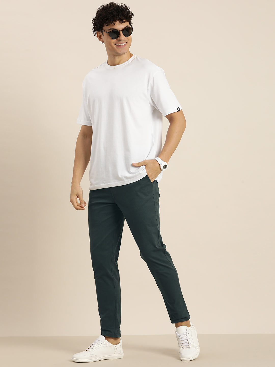Men Solid Ankle-Length Chinos Trousers