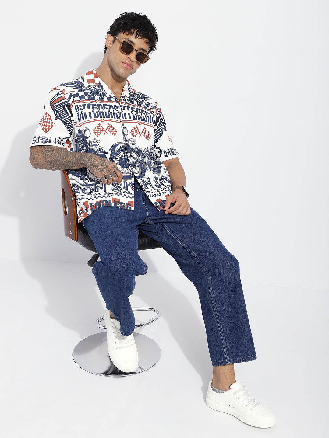 Men Boxy Regular Short Sleeve Printed White Shirt