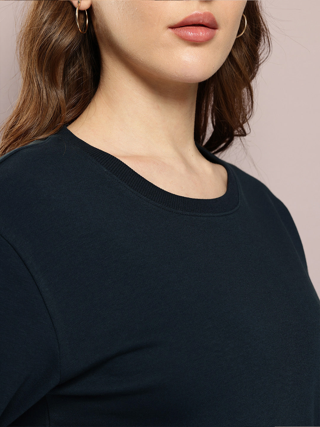 Womens Full Sleeve Round Neck Solid Relaxed Fit Tshirts