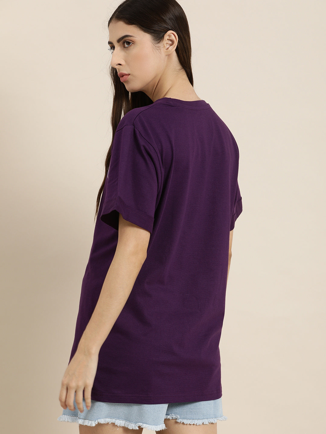 Womens Short Sleeve Round Neck Oversized Fit T-Shirt