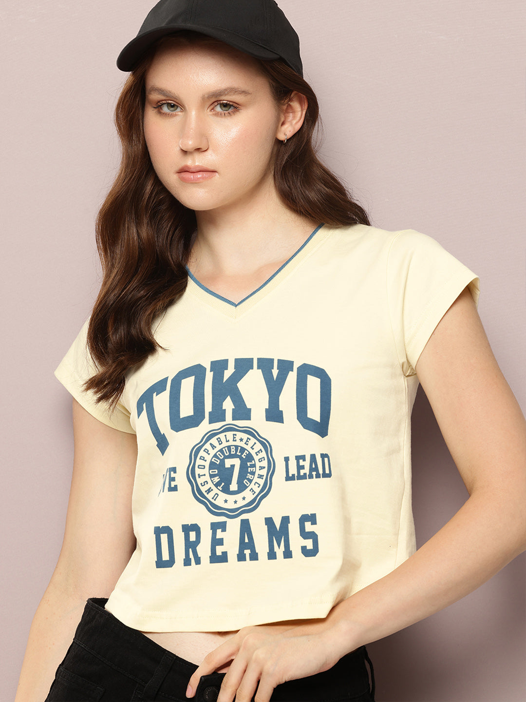 Womens Half Sleeve V-Neck Printed Regular Fit Tshirts