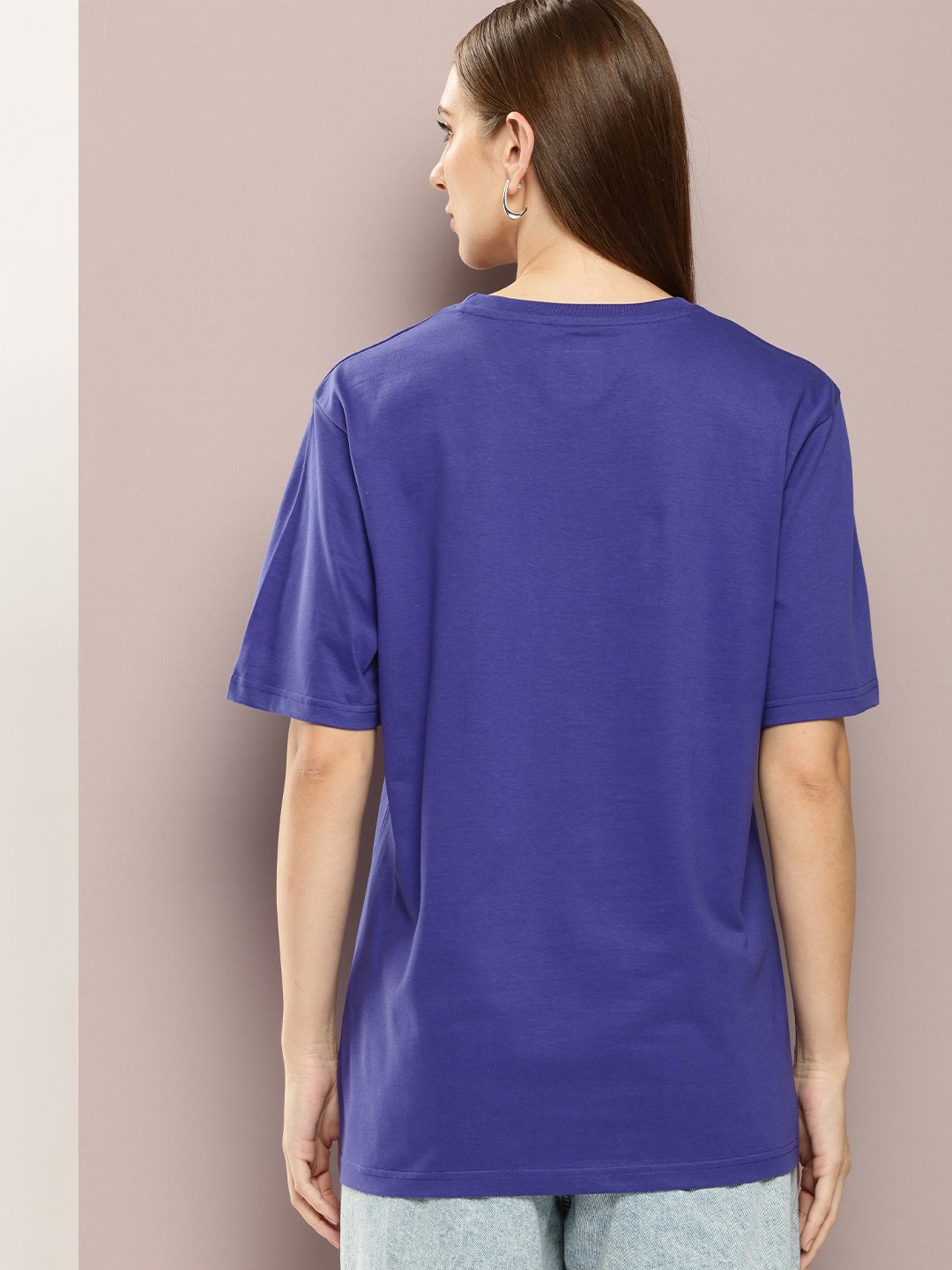 Womens Short Sleeve Round Neck Oversized Fit T-Shirt