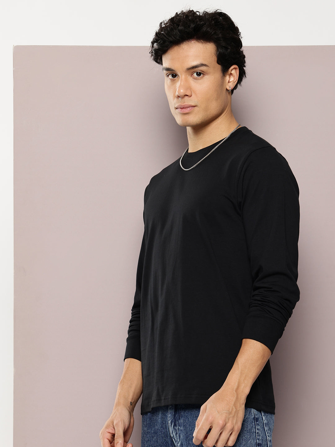 Mens Full Sleeve Round Neck Solid Regular Fit Tshirts