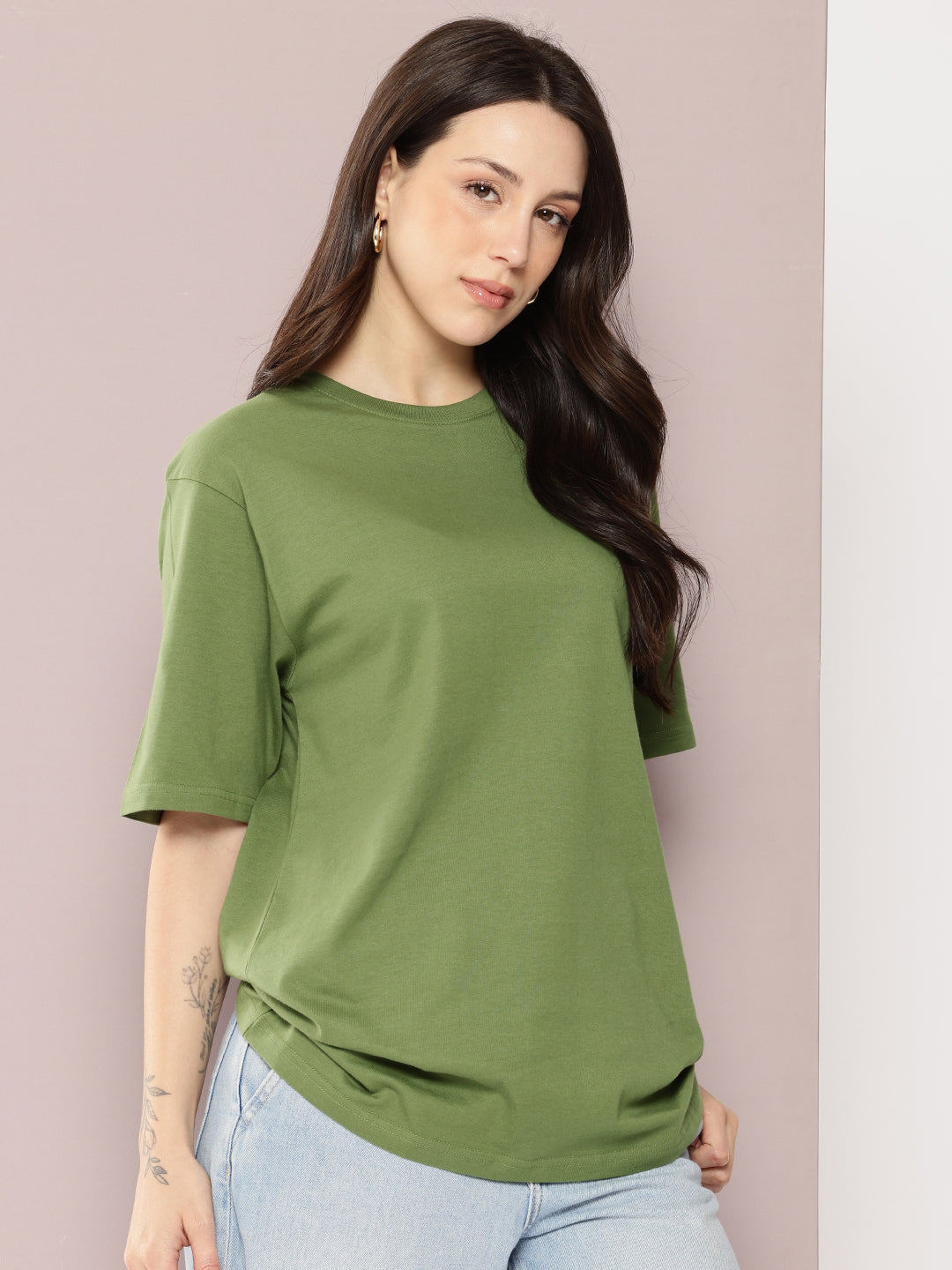 Womens Half Sleeve Round Neck Solid Oversized Fit Tshirts