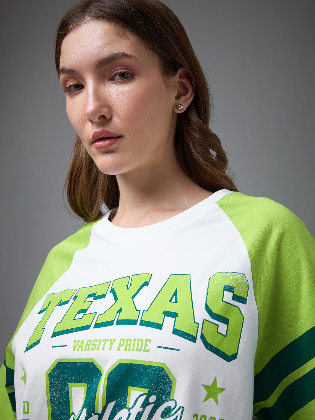 Womens Printed Raglan Sleeves Round Neck Oversized Fit Tshirt
