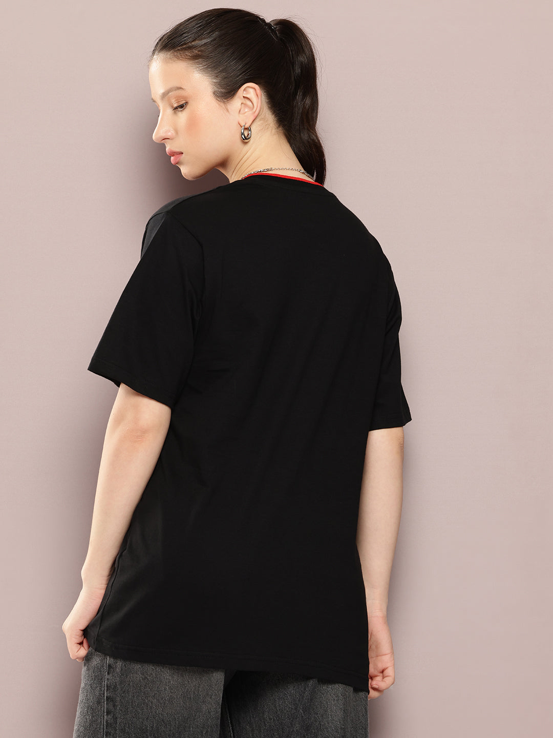 Womens Half Sleeve V-Neck Printed Oversized Fit Tshirts