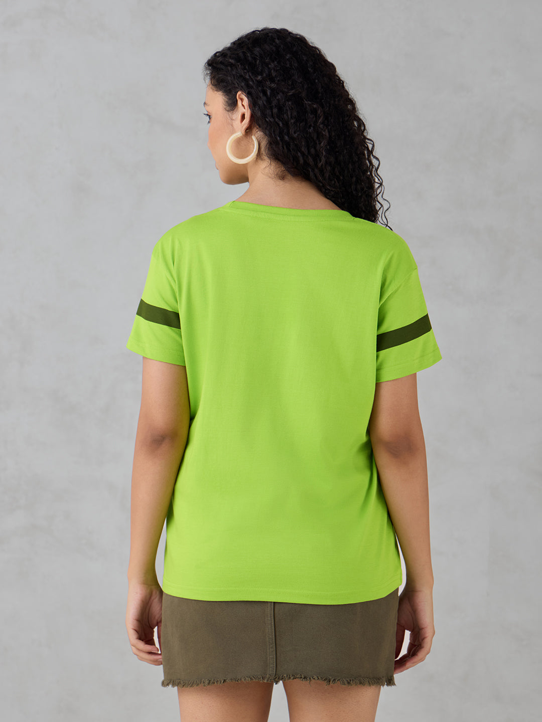 Womens Half Sleeve Puff Printed Boxy Regular Fit Tshirt