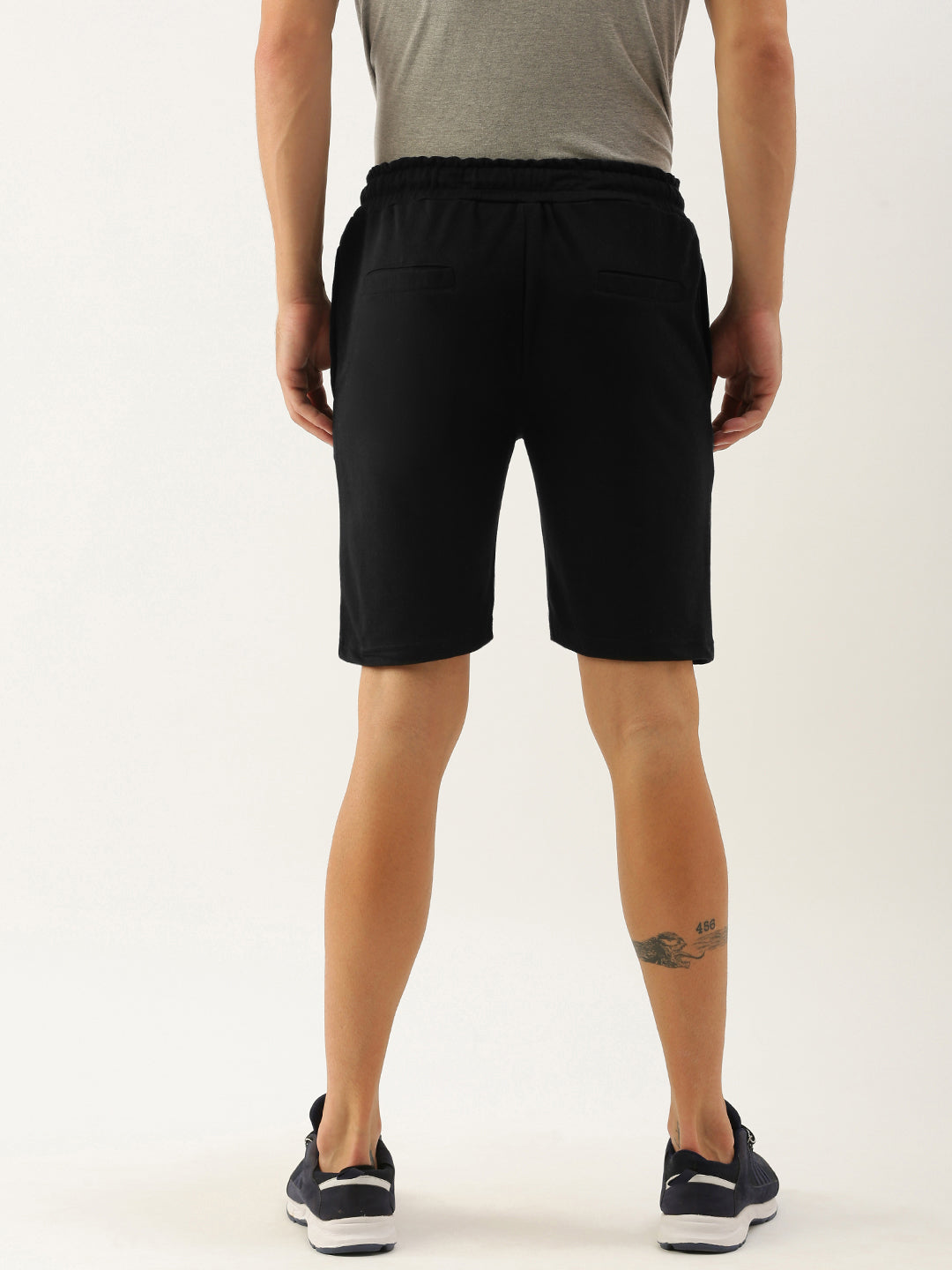 Men Black Typography Printed Mid-Rise Regular Shorts