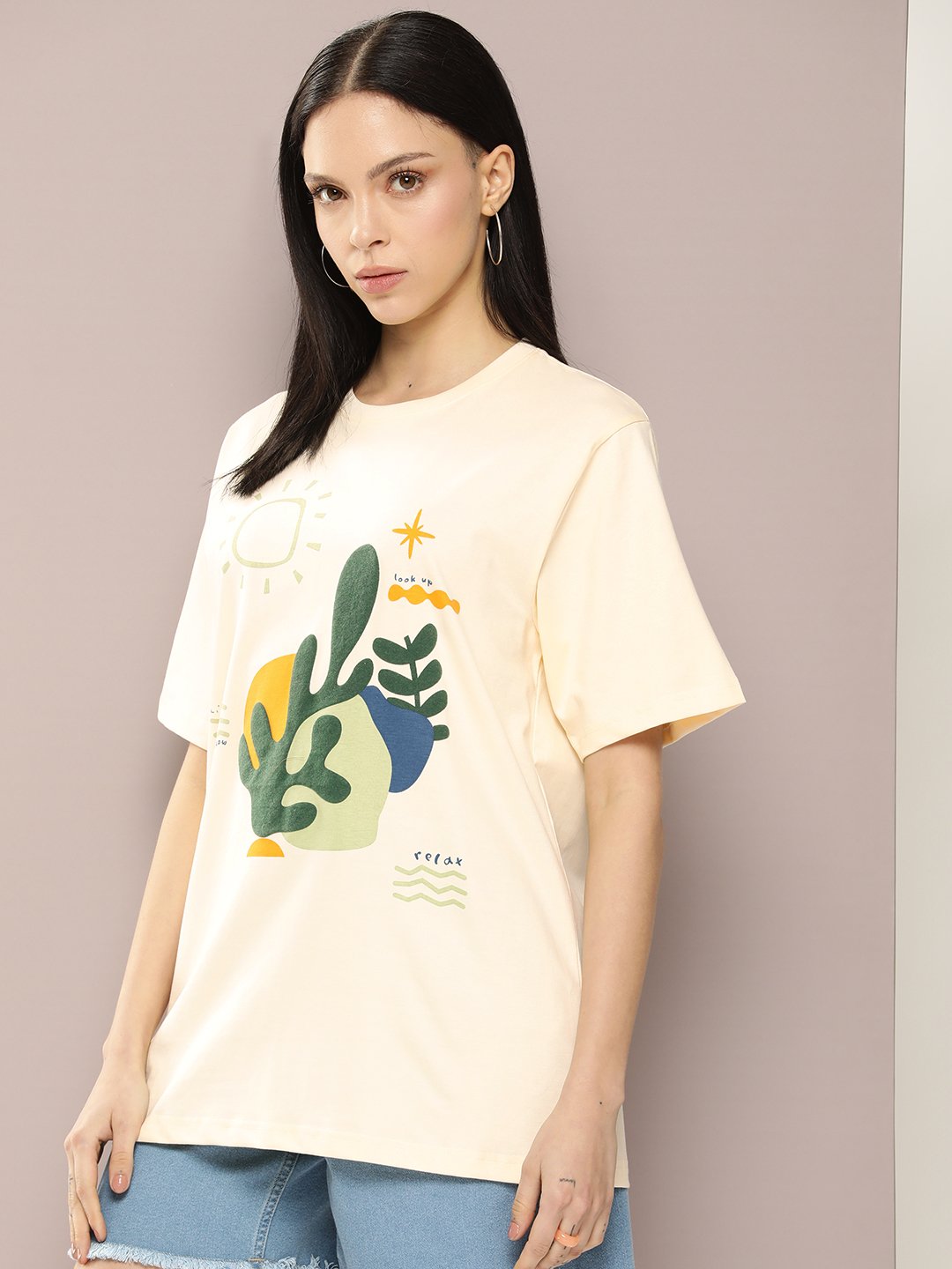 Womens Short Sleeve Round Neck Oversized Fit T-Shirt