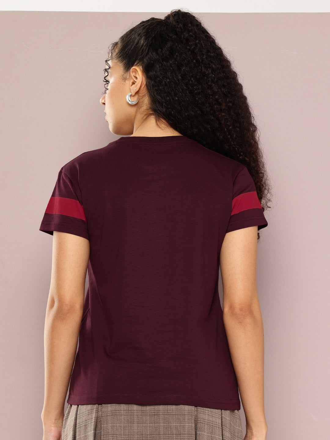 Womens Half Sleeve Round Neck Applique Regular Fit Tshirts