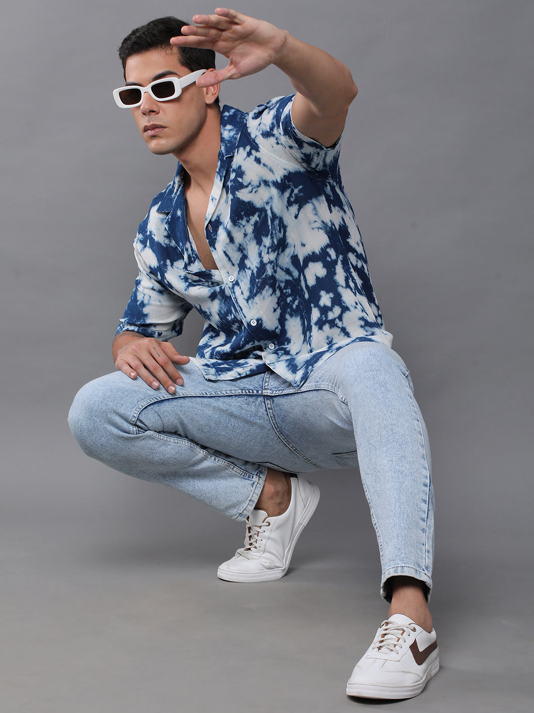 Men Floral Printed Hlaf Sleeve Casual Shirt