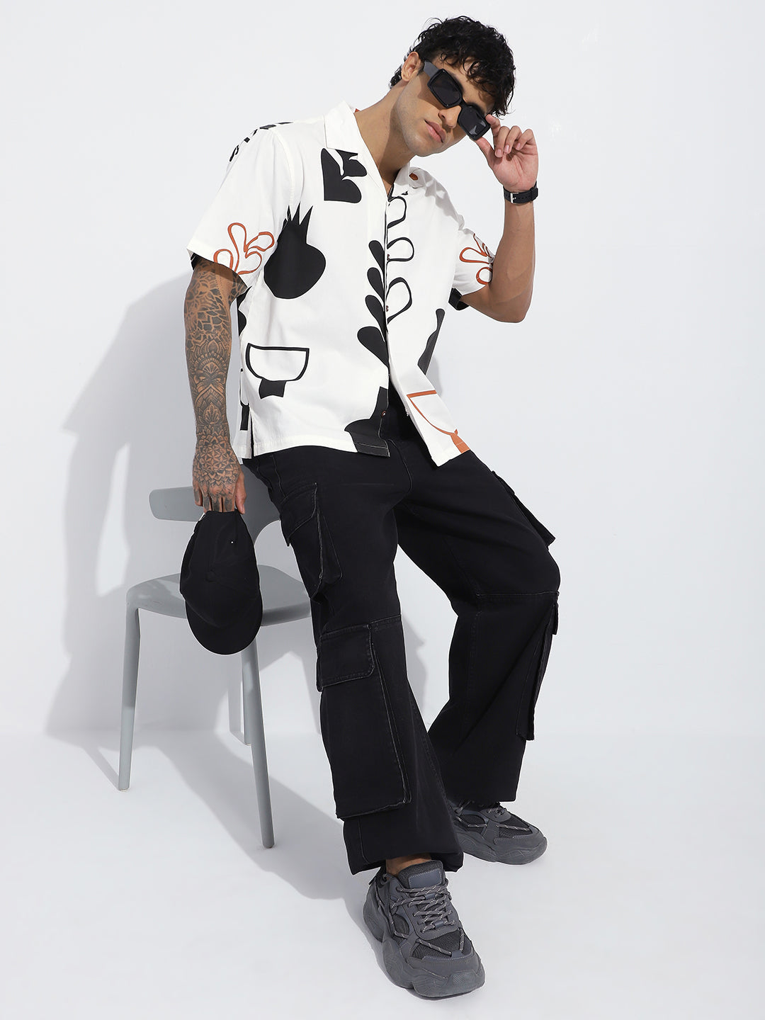 Mens Boxy Regular Short Sleeve Printed White Shirt