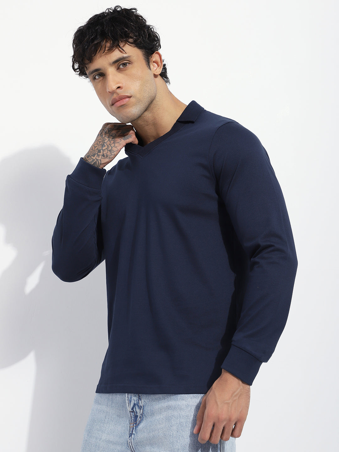 Mens Full Sleeve V-Neck Solid Regular Fit Tshirts