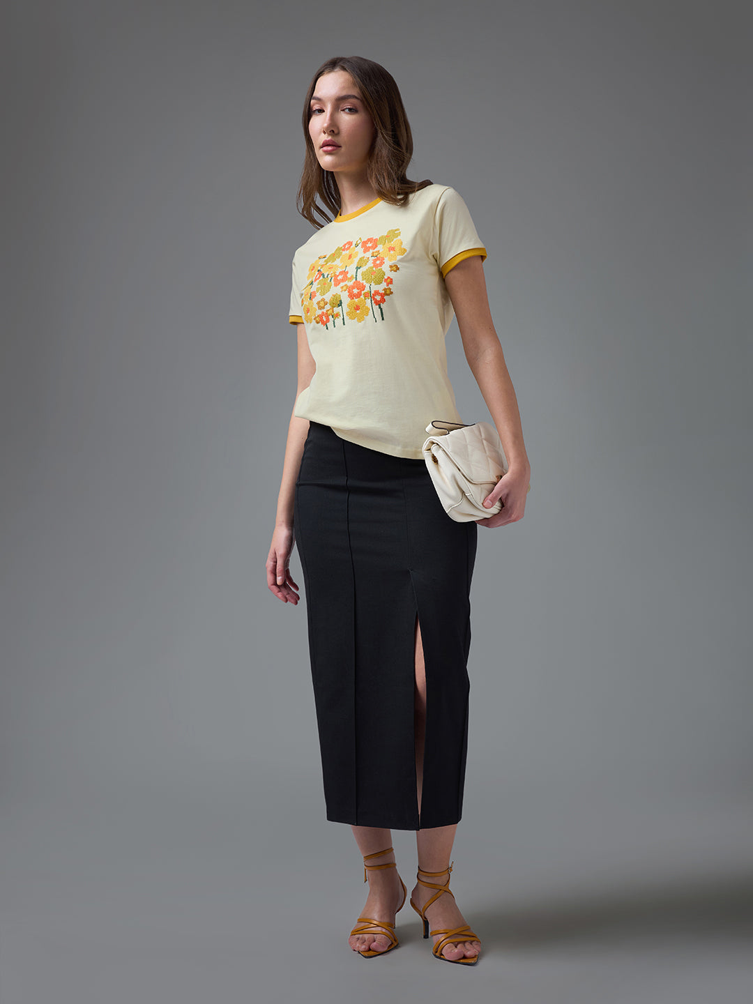 Womens Embroidery Round Neck Regular Fit Tshirt