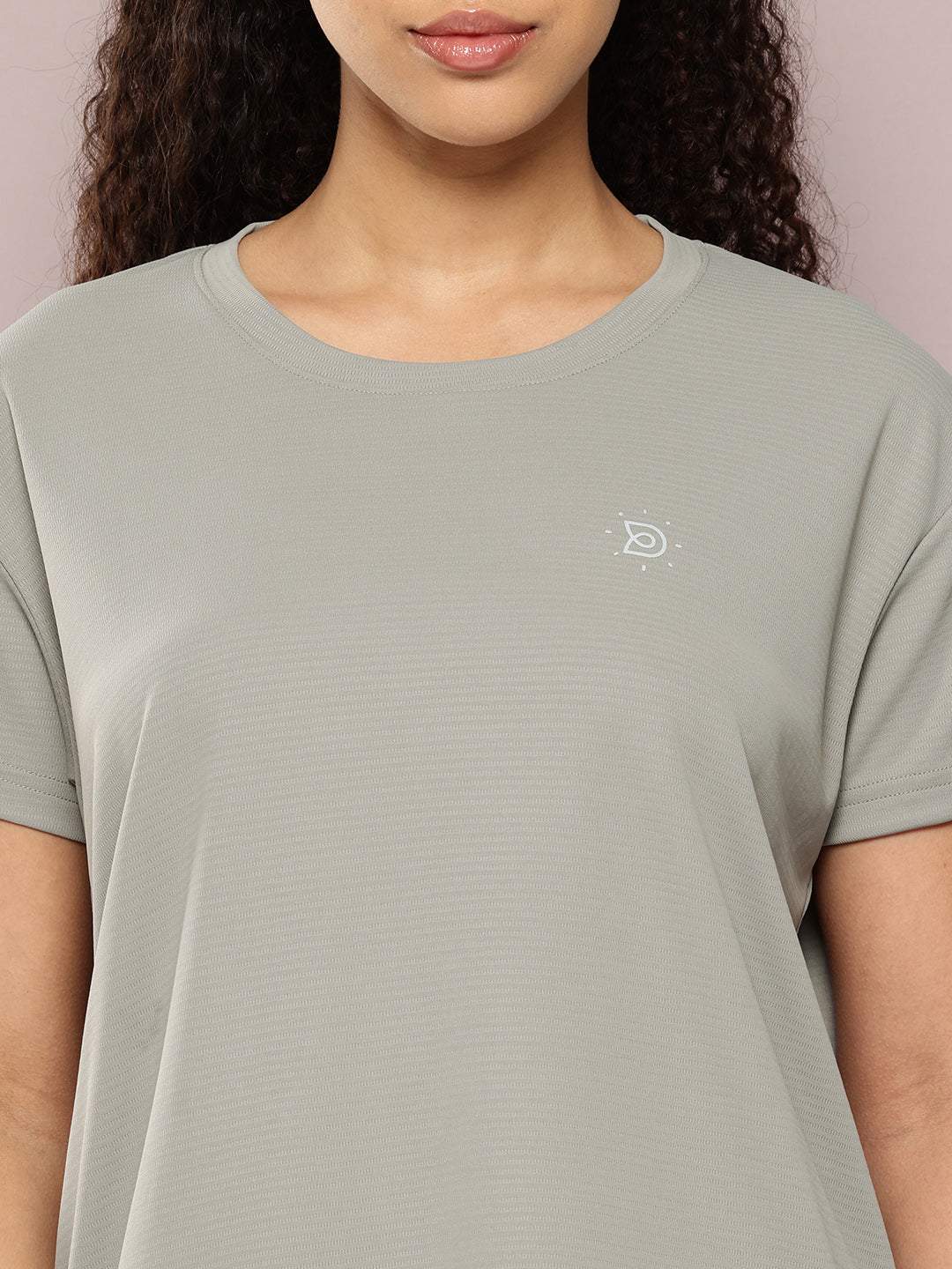 Womens Half Sleeve Round Neck Solid Boxy Fit Tshirts