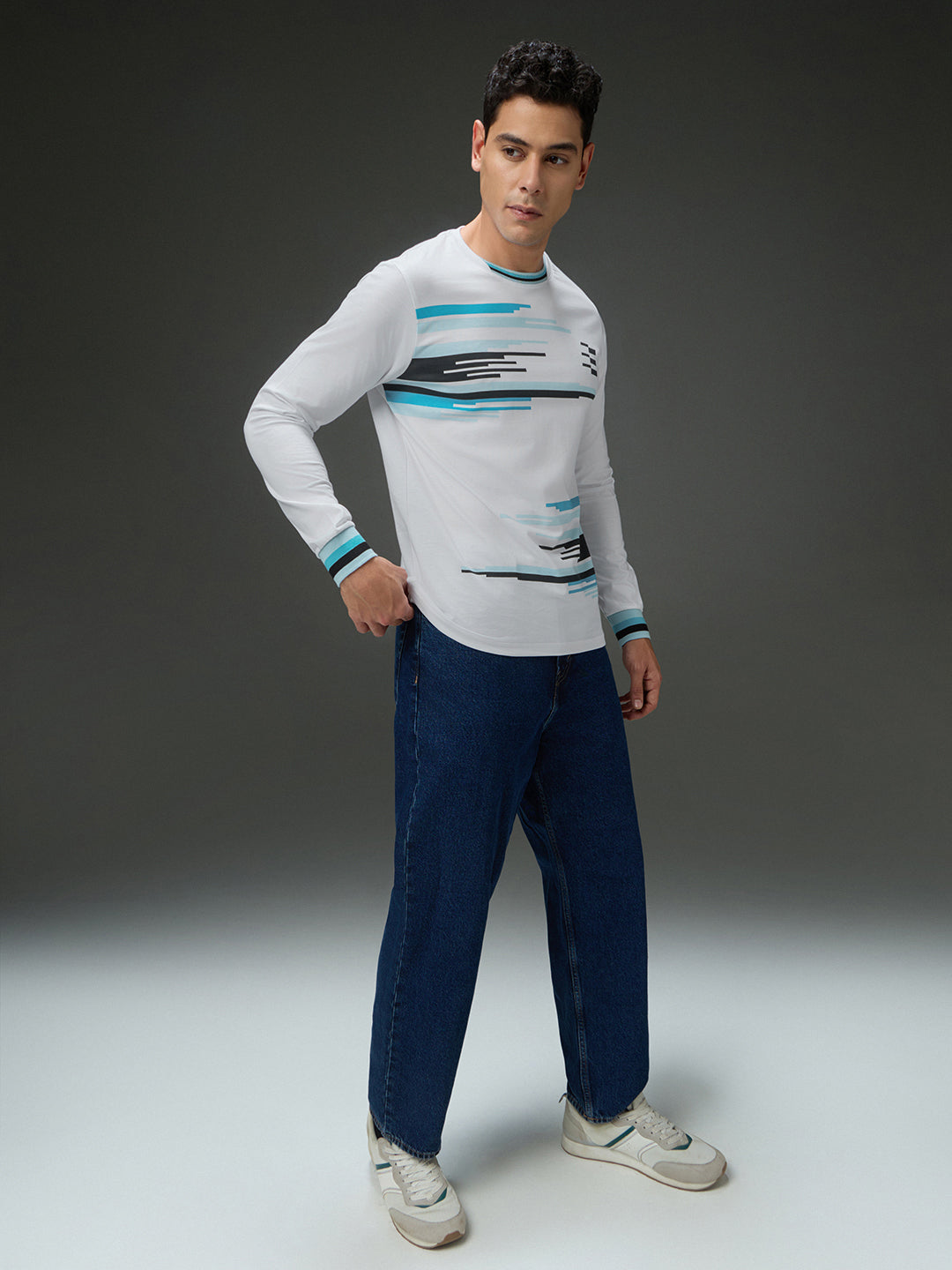 Mens Long Sleeve Round Neck Printed Regular Fit Tshirt