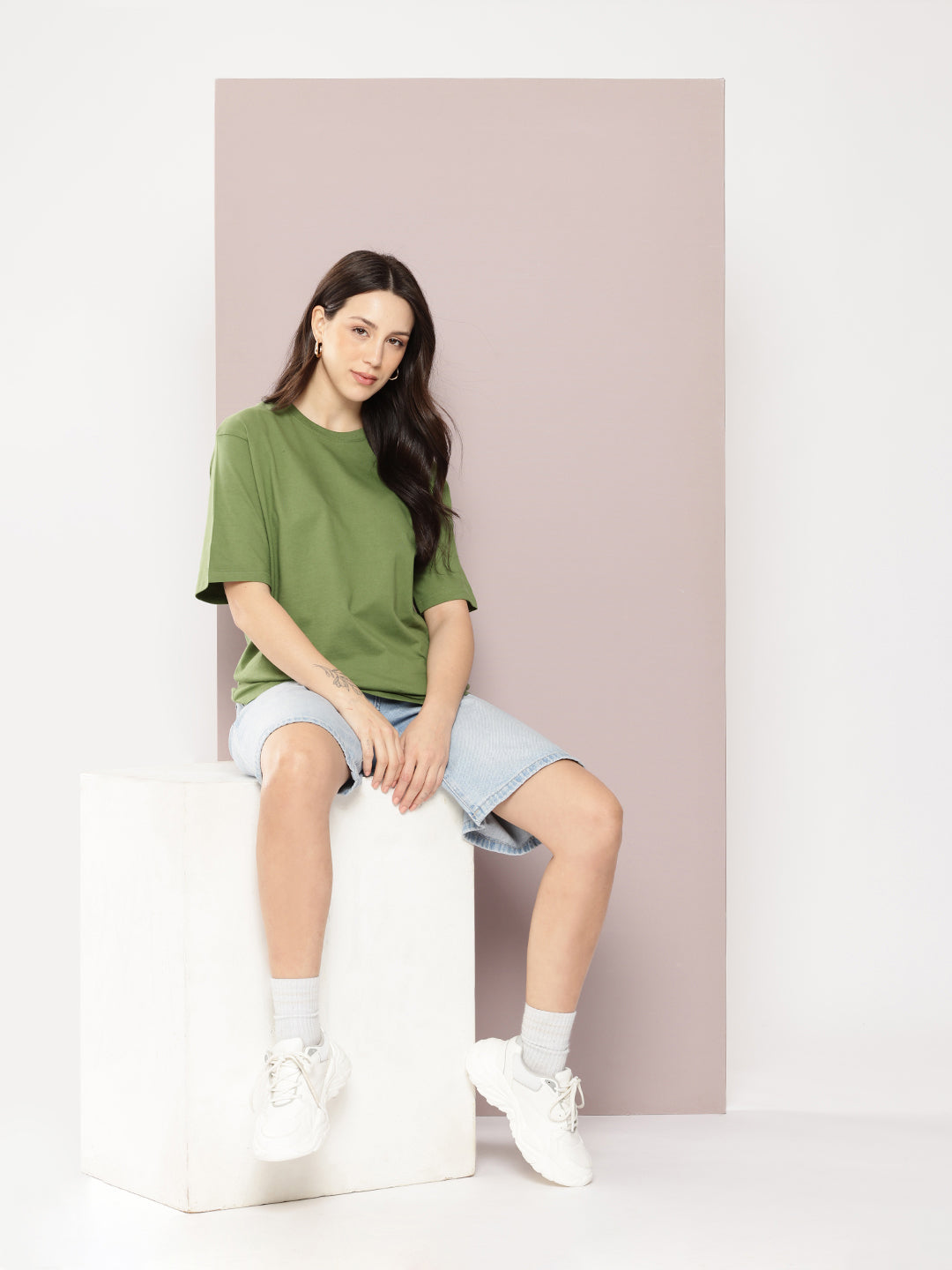 Womens Half Sleeve Round Neck Solid Oversized Fit Tshirts