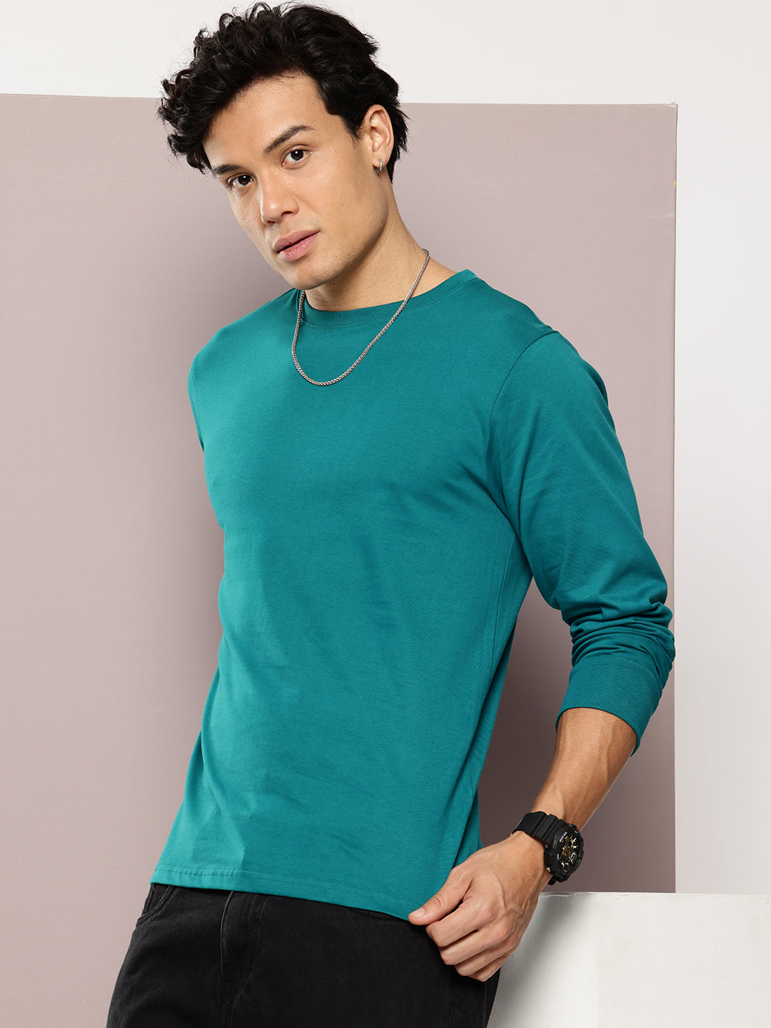 Mens Full Sleeve Round Neck Solid Regular Fit Tshirts