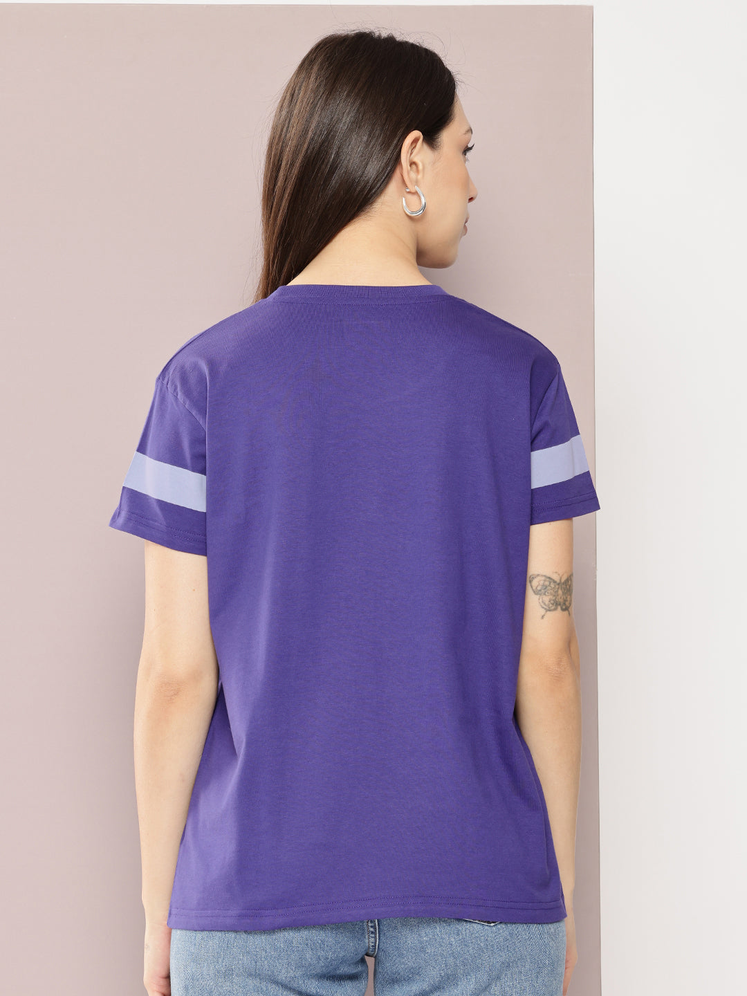 Womens Half Sleeve Round Neck Applique Boxy Fit Tshirts