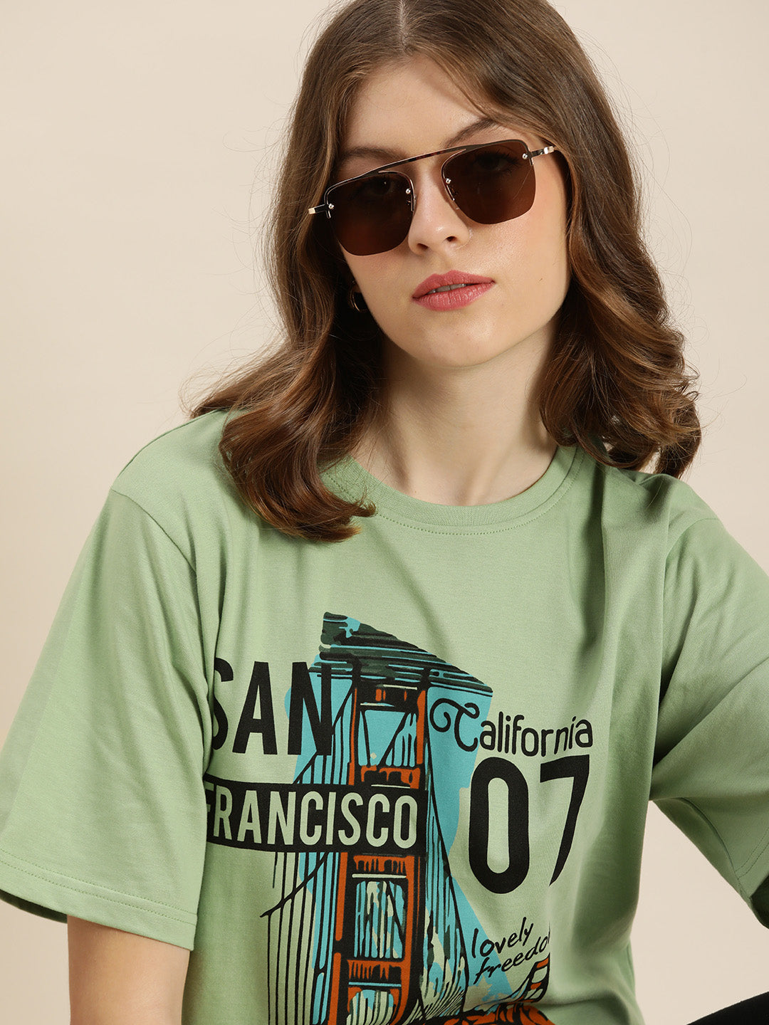 Womens Short Sleeve Round Neck Oversized Fit T-Shirt