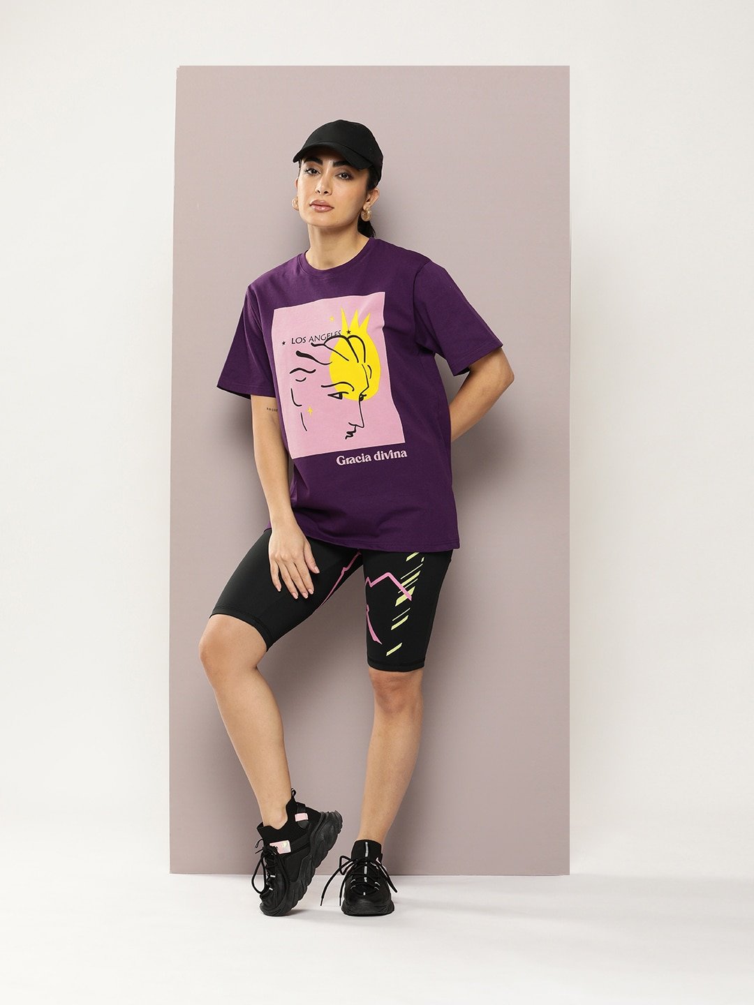 Womens Half Sleeve Round Neck Oversized Fit T-Shirts