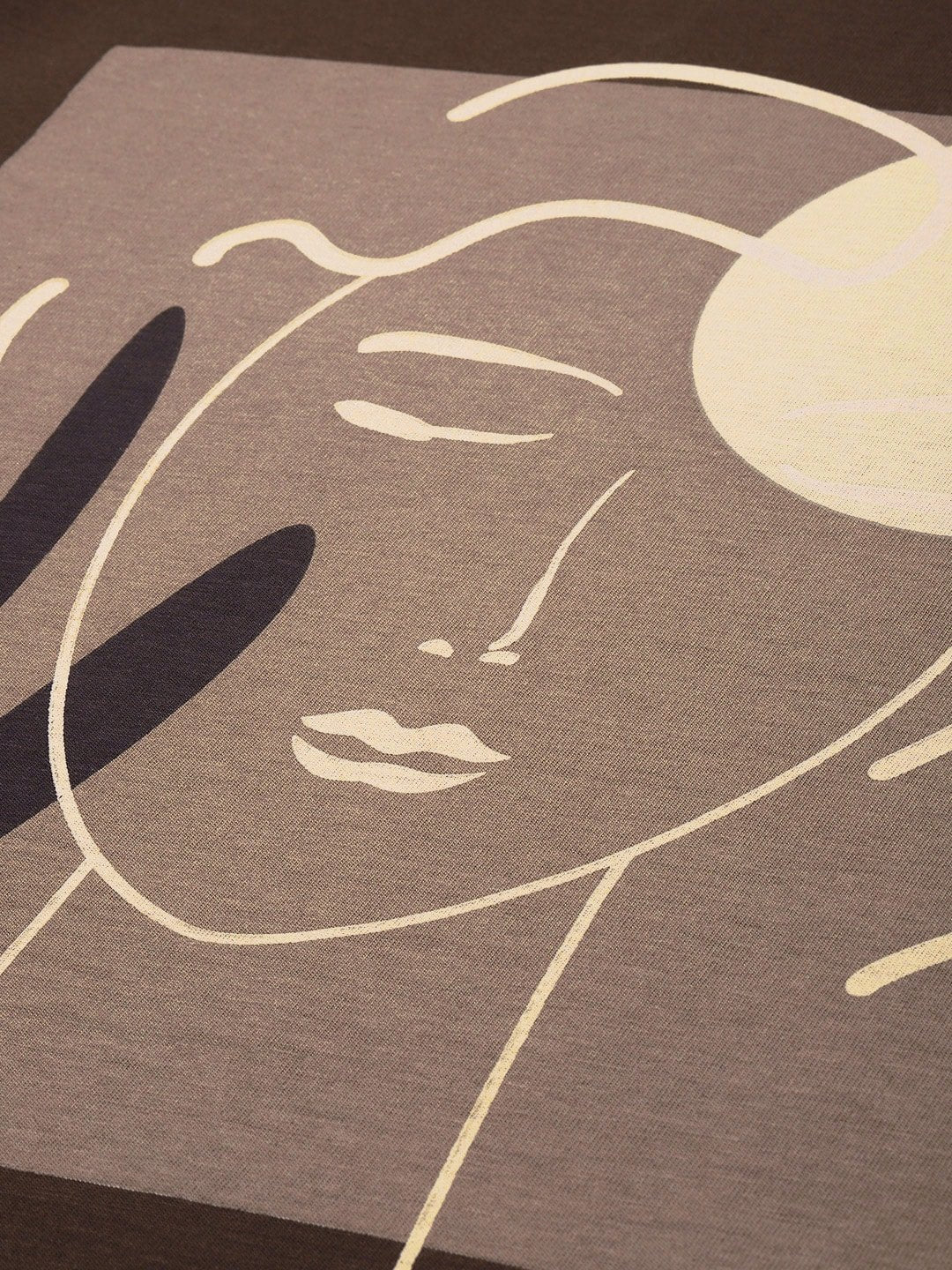 Womens Short Sleeve Round Neck Oversized Fit T-Shirt