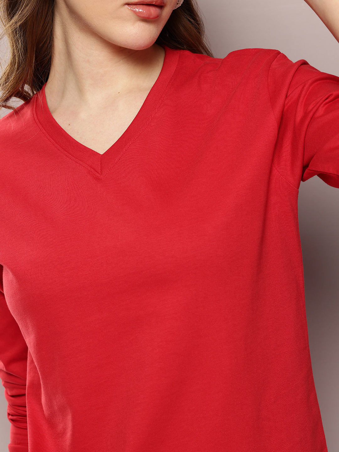 Womens Full Sleeve V-Neck Solid Regular Fit Tshirts